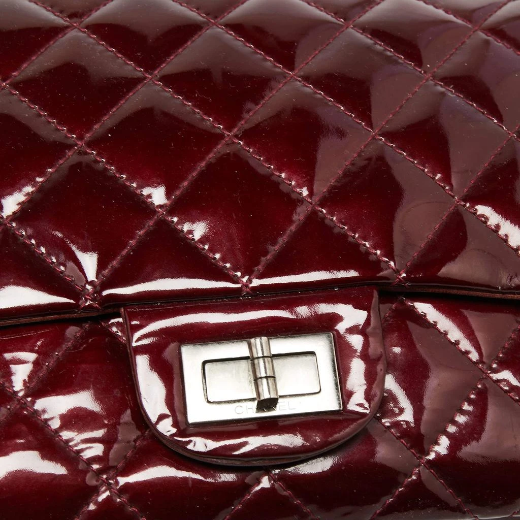 Chanel Burgundy Quilted Patent Leather Reissue 2.55 Classic 227 Flap Bag 商品