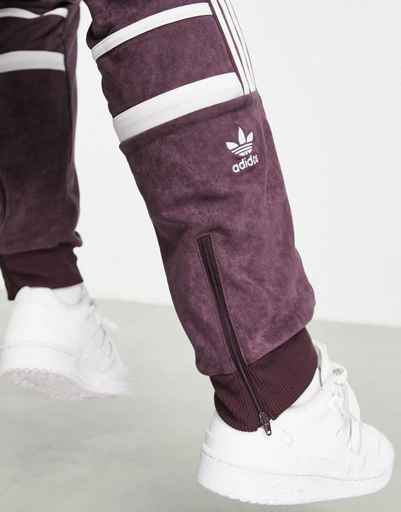 商品Adidas|adidas Originals Adicolor polyester blend three stripe joggers in maroon,价格¥511,第2张图片详细描述