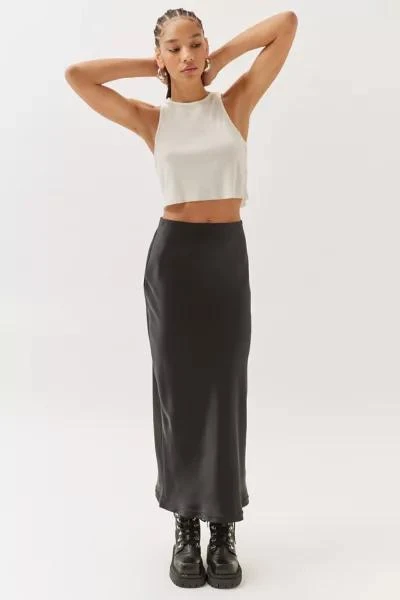 商品Urban Outfitters|UO Winona Satin Maxi Skirt,价格¥446,第4张图片详细描述