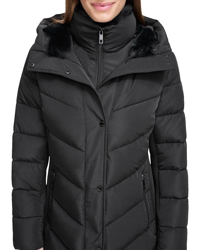 商品Calvin Klein|Faux Fur Trim Puffer Coat,价格¥1064,第4张图片详细描述