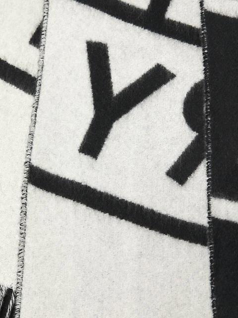 商品Burberry|Large Logo & EKD Cashmere Scarf,价格¥6030,第6张图片详细描述