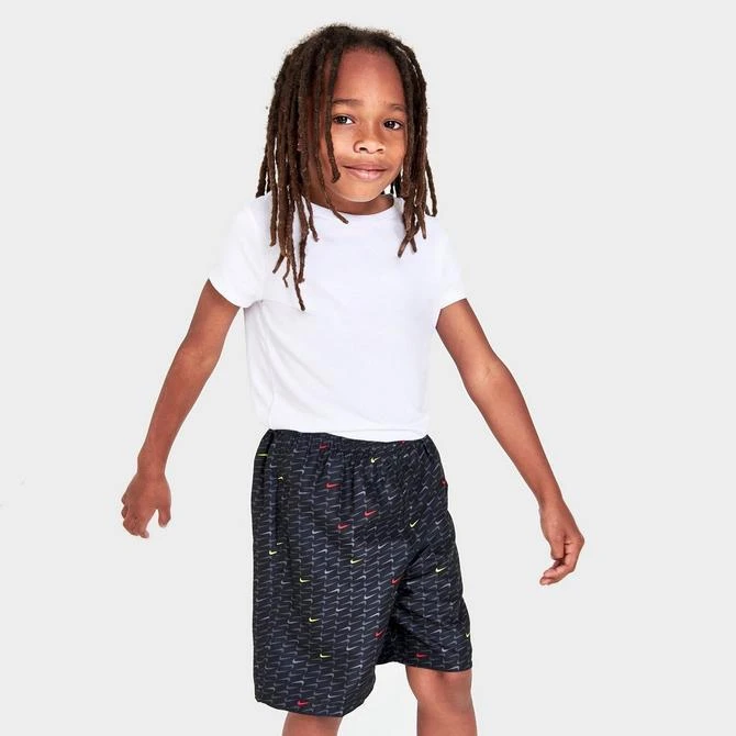 商品NIKE|Boys' Nike Allover Swoosh Swim Shorts,价格¥75,第3张图片详细描述