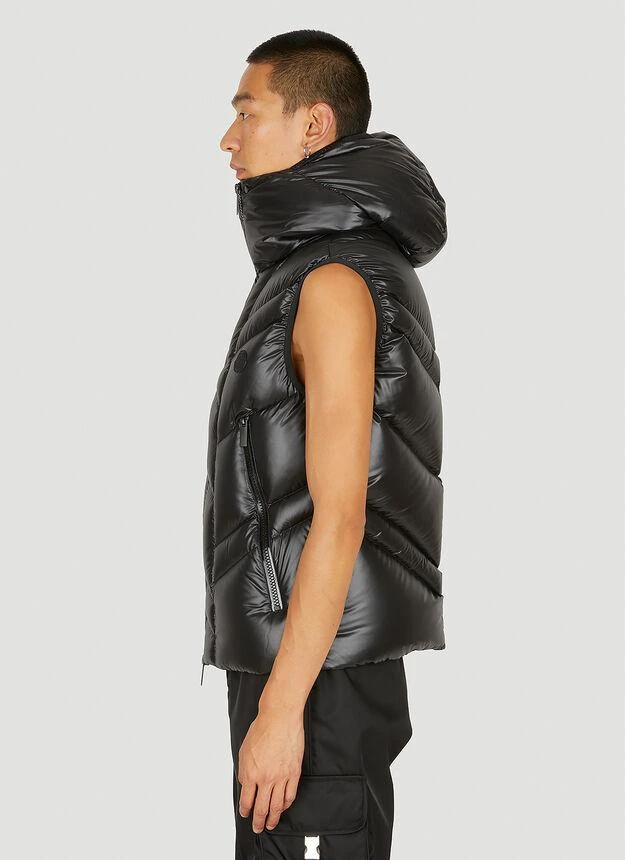 商品Moncler|Hooded Puffer Sleeveless Jacket in Black,价格¥7939,第3张图片详细描述