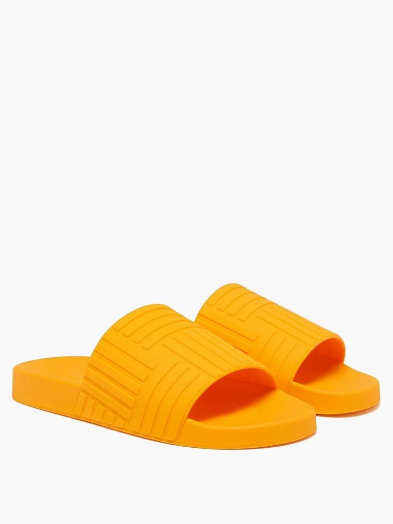 Intrecciato-embossed rubber slides 商品
