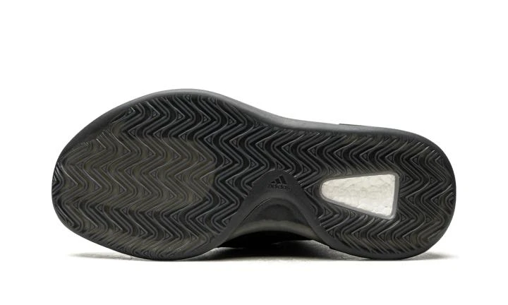 Adidas Yeezy QNTM 商品