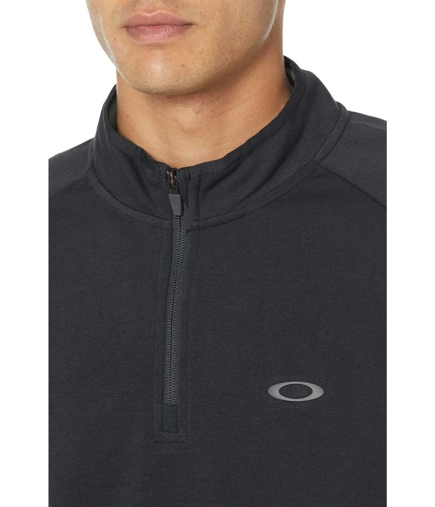 商品Oakley|Range 1/2 Zip Pullover 2.0,价格¥335,第3张图片详细描述