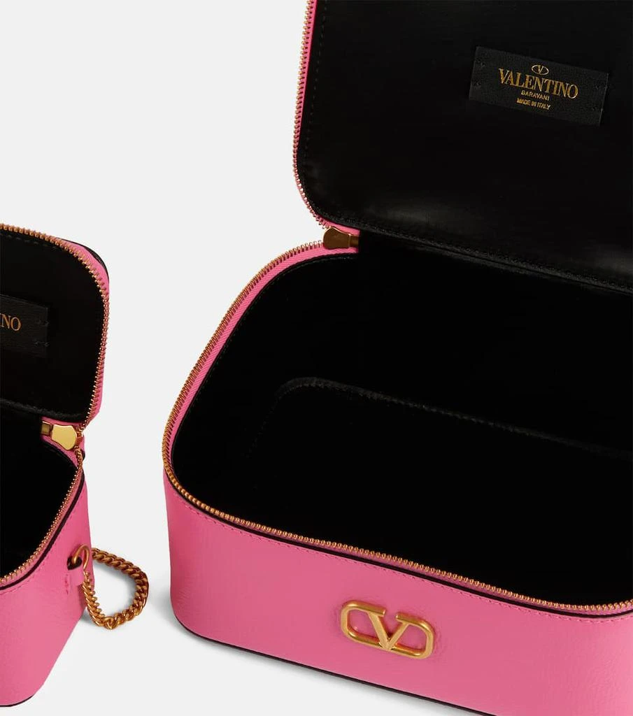 商品Valentino|VLogo beauty case,价格¥13988,第2张图片详细描述