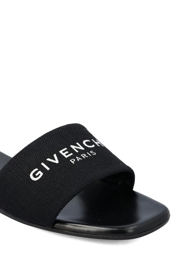 商品Givenchy|Givenchy 4G Flat Mules,价格¥2467,第4张图片详细描述