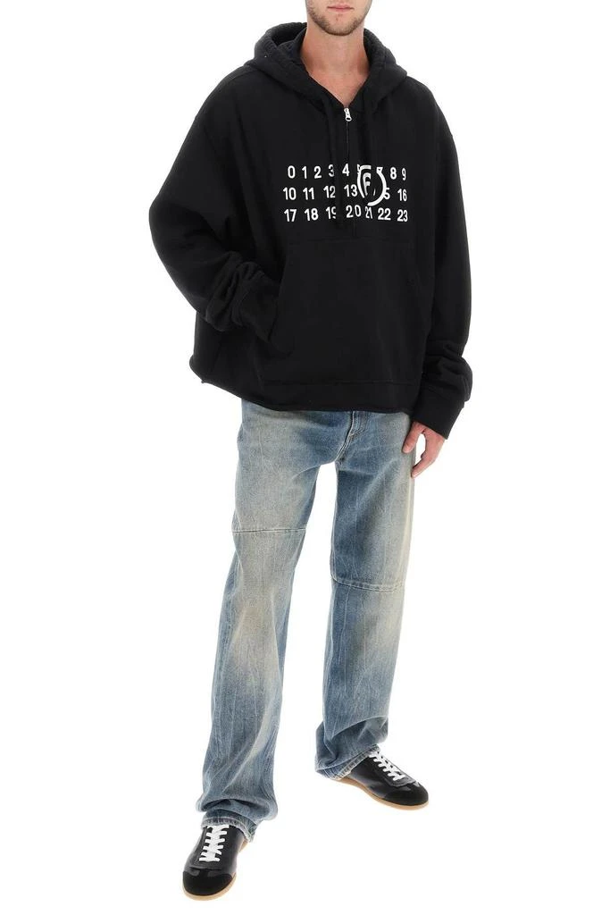 商品MM6|Sand-washed loose jeans,价格¥1965,第2张图片详细描述