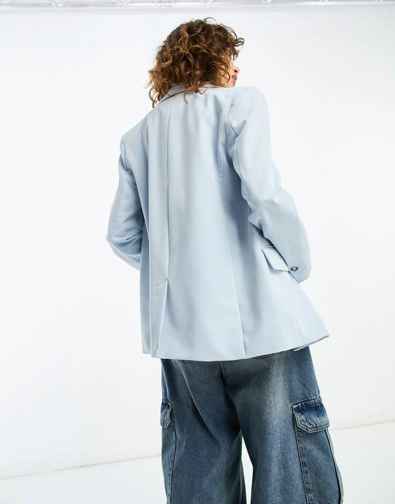 商品Bershka|Bershka oversized blazer in pale blue,价格¥373,第3张图片详细描述
