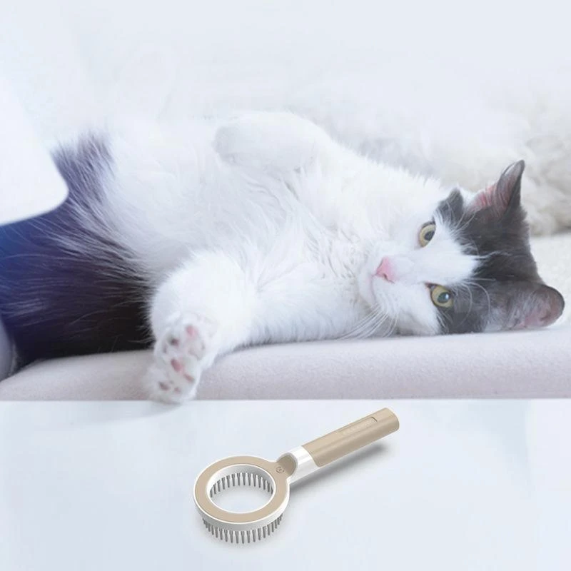 商品Pet Life|'WAGNIFY' 360 Degree and Multi-Directional Modern Grooming Pet Rake Comb,价格¥151,第3张图片详细描述