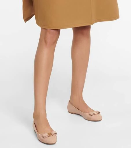 商品Salvatore Ferragamo|Varina ballet flats,价格¥3601,第4张图片详细描述