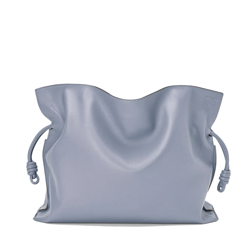 商品Loewe|【包税】LOEWE/罗意威 22春夏新款Flamenco系列 女士XL款大西洋蓝色纳帕小牛皮手提单肩包0010640449,价格¥23013,第1张图片