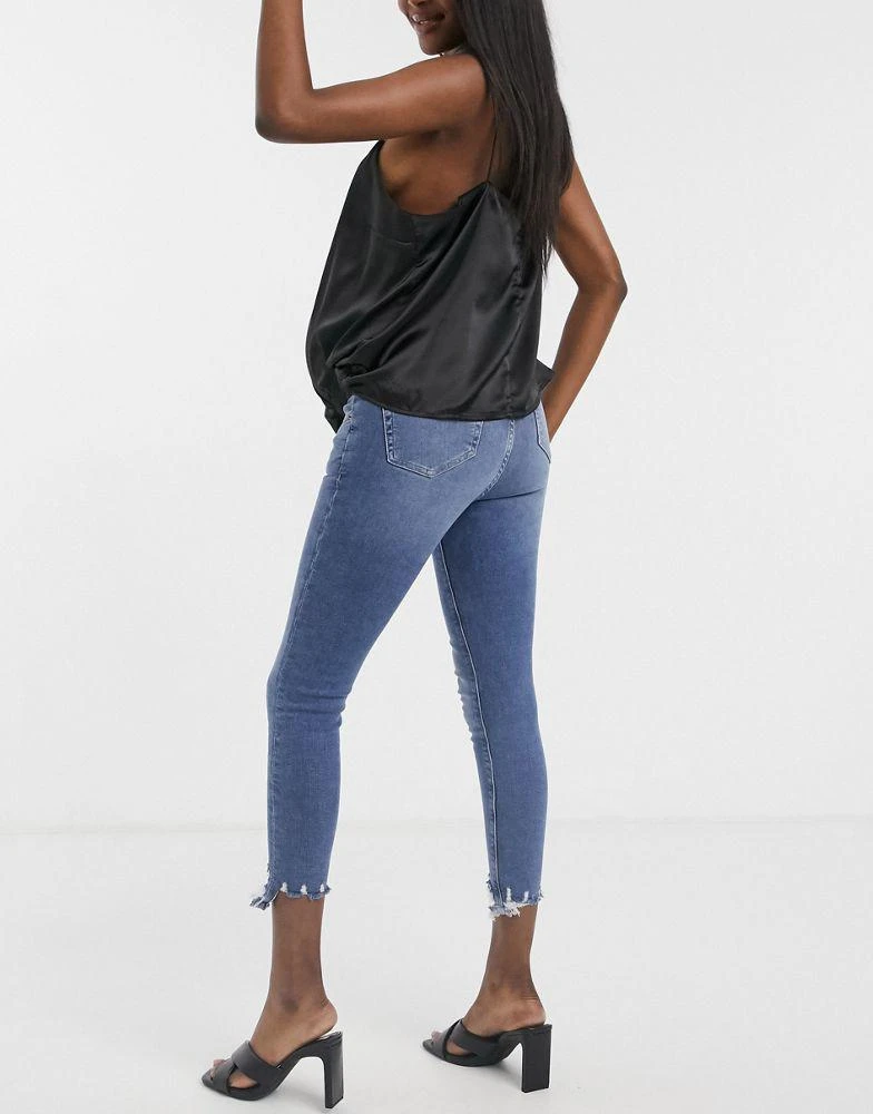 商品Topshop|Topshop Maternity underbump Jamie jeans with raw hem in mid wash,价格¥194,第2张图片详细描述