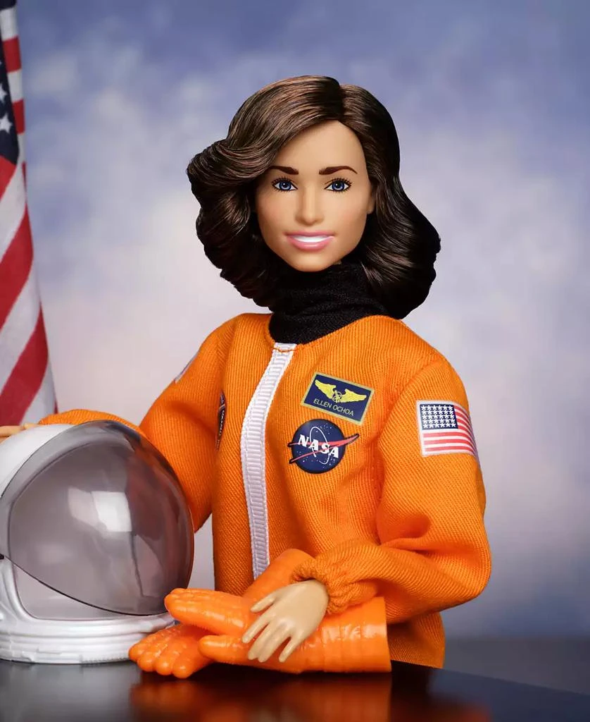 商品Barbie|Ellen Ochoa Barbie Inspiring Women Doll,价格¥252,第2张图片详细描述