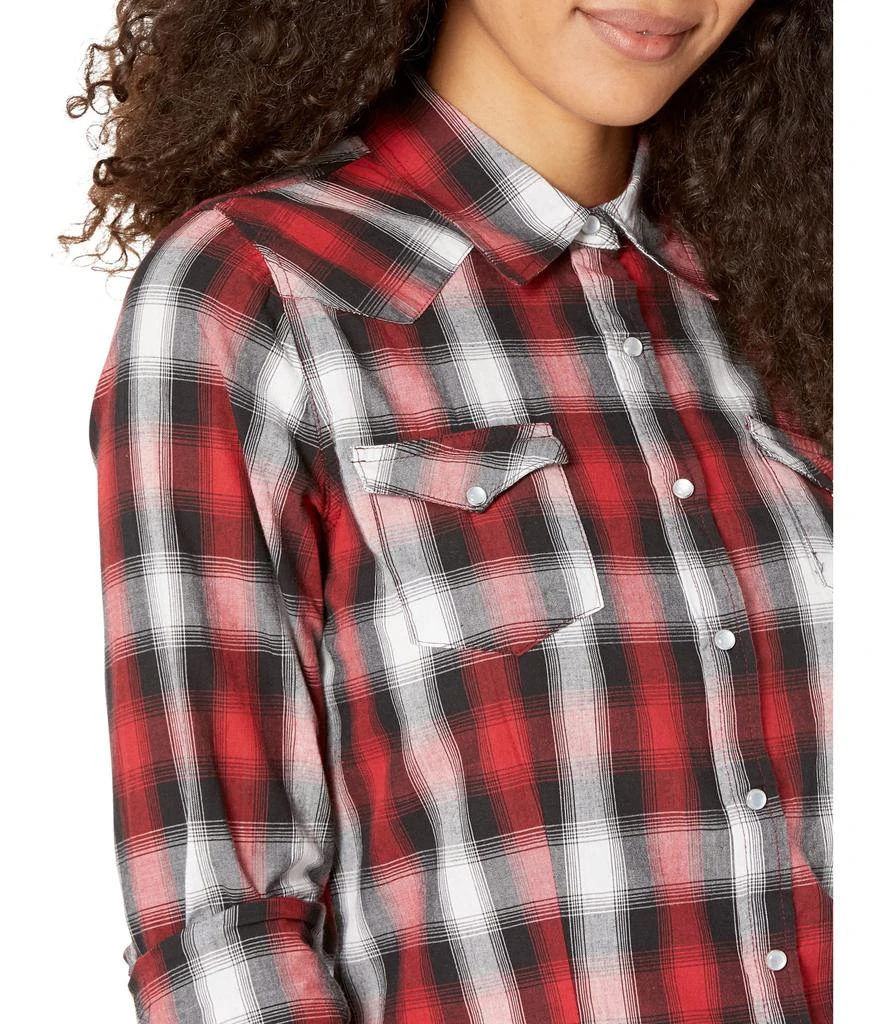 商品Roper|Black, White, Red Ombre Plaid Western Blouse w/ Snaps,价格¥369,第3张图片详细描述