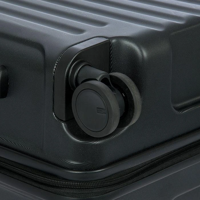 Capri 2.0 27" Expandable Spinner Suitcase 商品