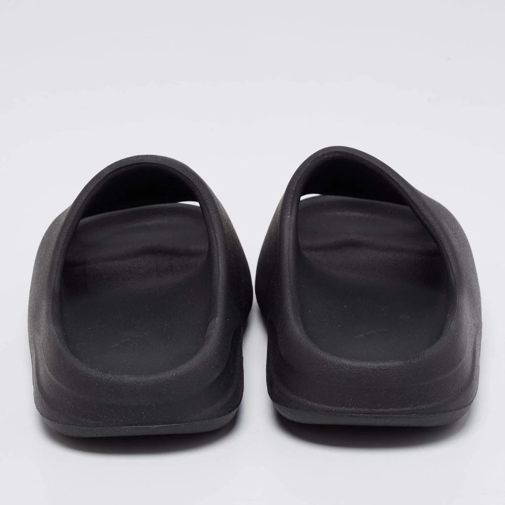 商品YEEZY|Yeezy x Adidas Black Rubber Onyx Flat Slides Size 38 ,价格¥1957,第5张图片详细描述