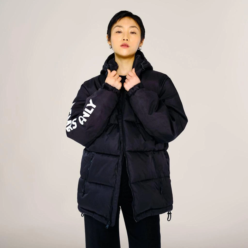 商品Members Only|Women's Oversized Puffer Jacket,价格¥397,第3张图片详细描述