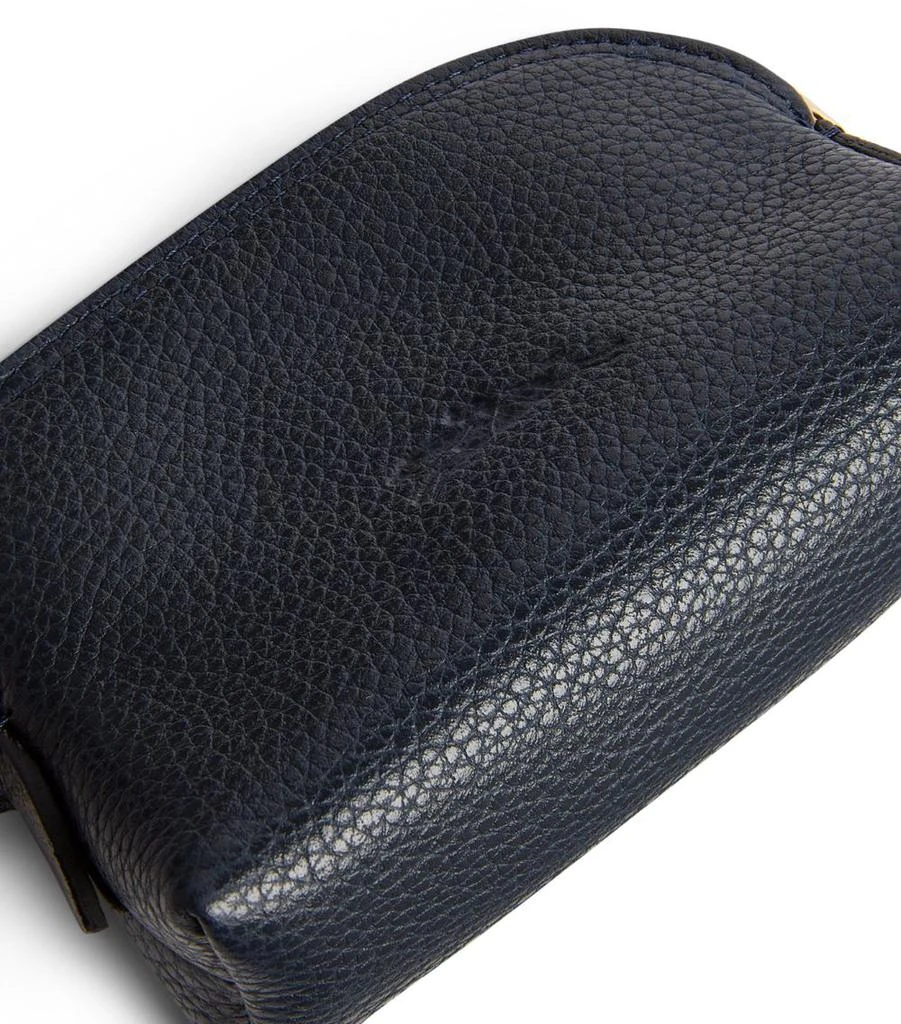 商品Longchamp|Leather Le Foulonné Coin Purse,价格¥762,第4张图片详细描述