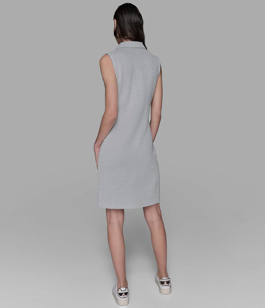 92389435-7dd0-3bf5-8789-