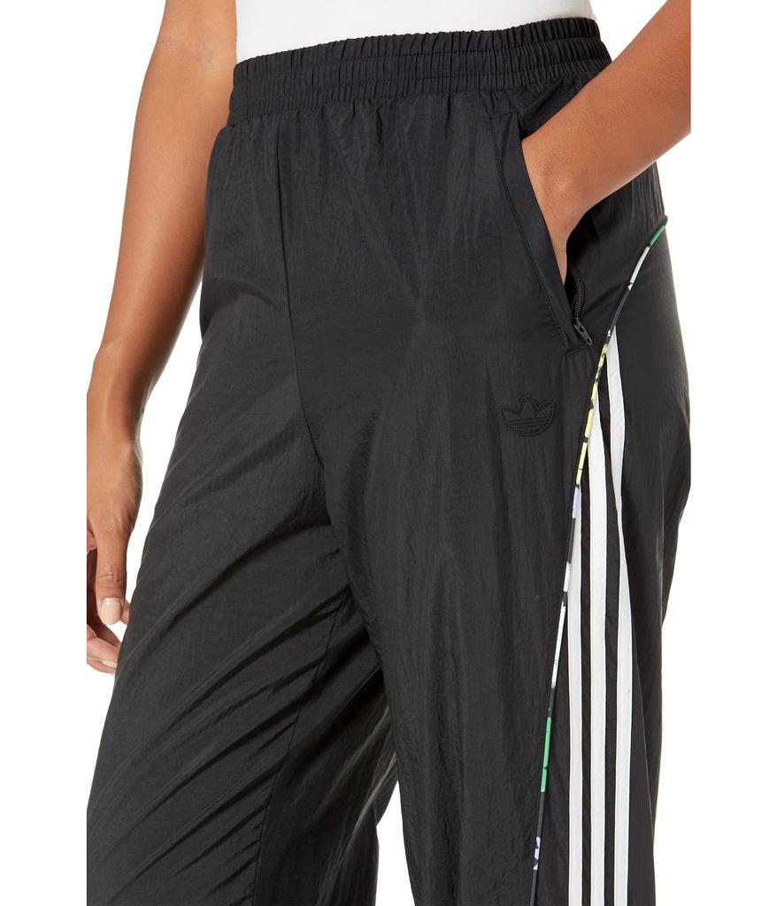商品Adidas|Floral Piping Woven Track Pants,价格¥206,第5张图片详细描述