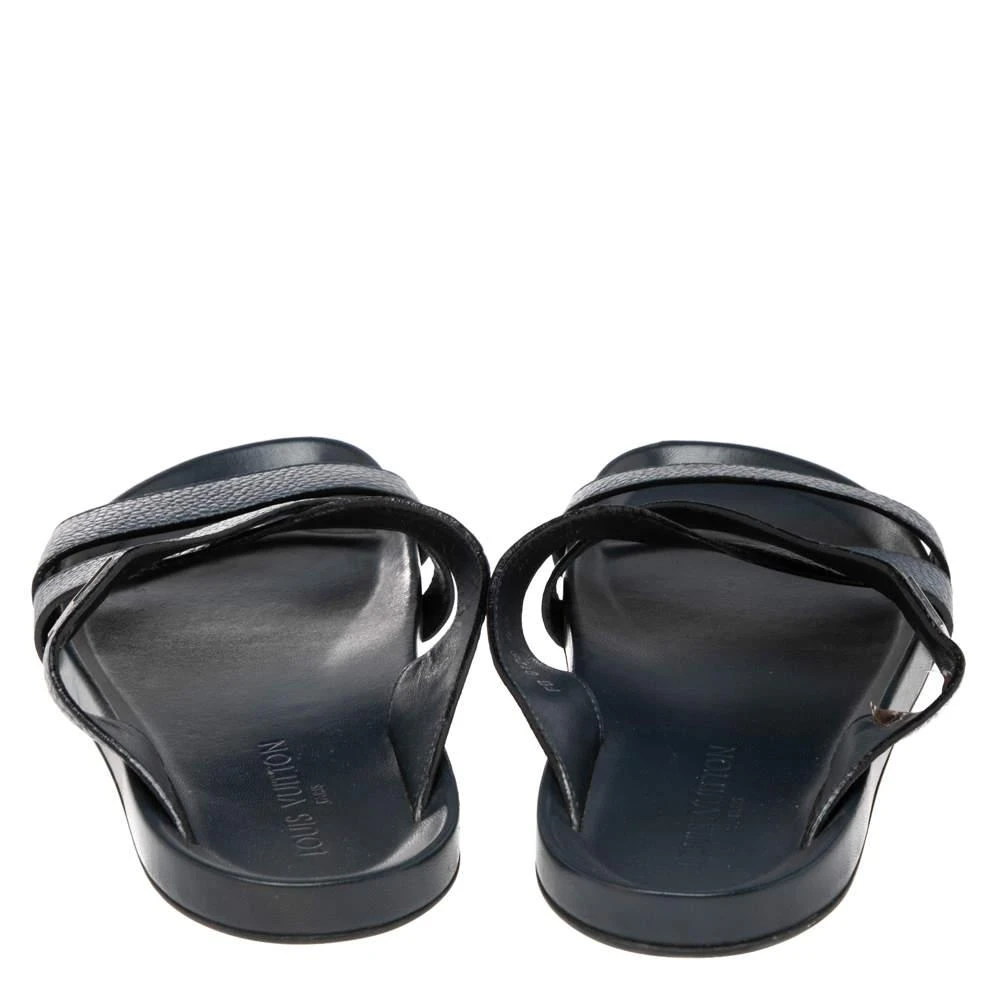 商品[二手商品] Louis Vuitton|Louis Vuitton Navy Blue Leather Criss Cross Strap Flat Slides Size 44.5,价格¥3203,第5张�图片详细描述