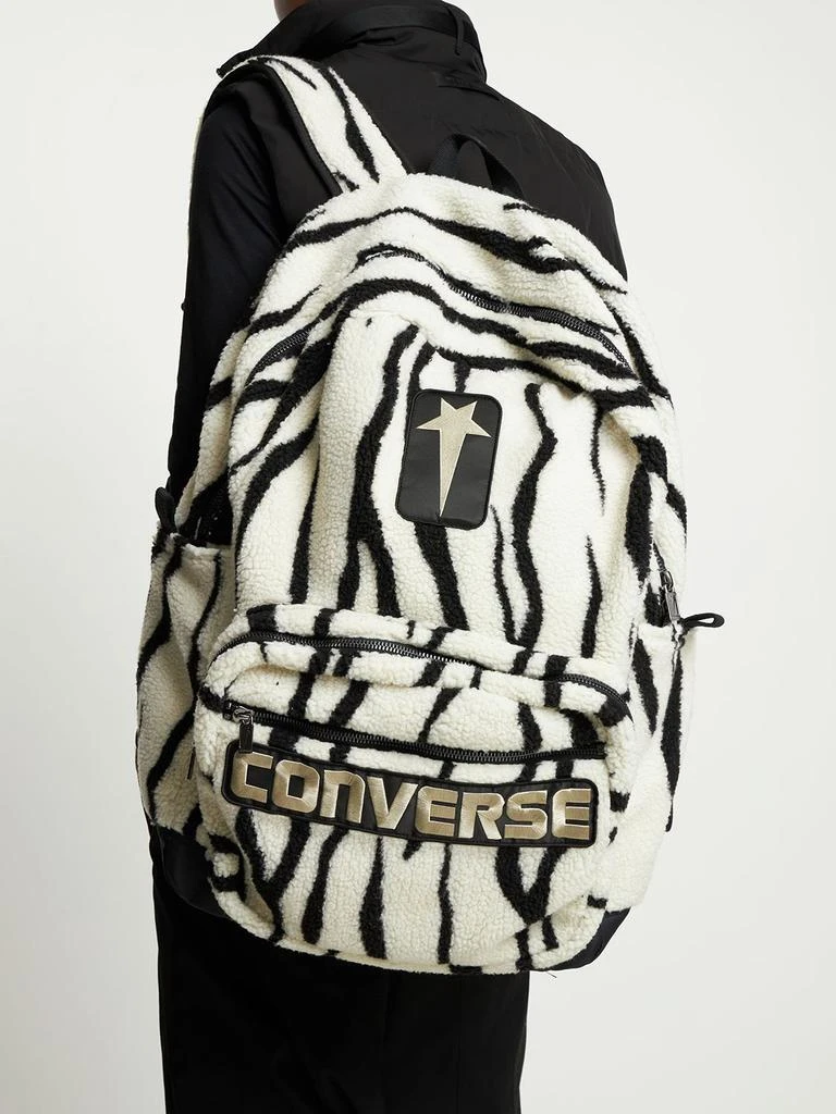商品DRKSHDW|Converse Oversize Tech Zebra Backpack,价格¥1540,第1张图片详细描述