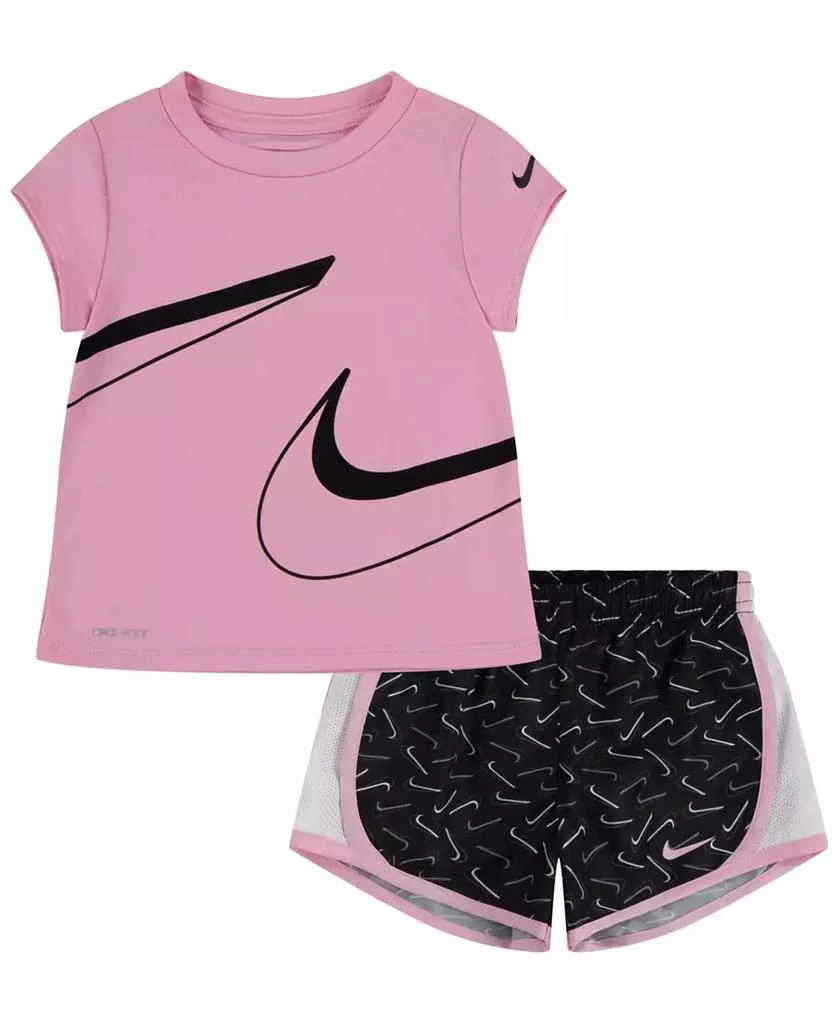 商品NIKE|Toddler Girls Dri-FIT Swoosh Logo Short Sleeve Tee and Printed Shorts Set,价格¥106,第1张图片