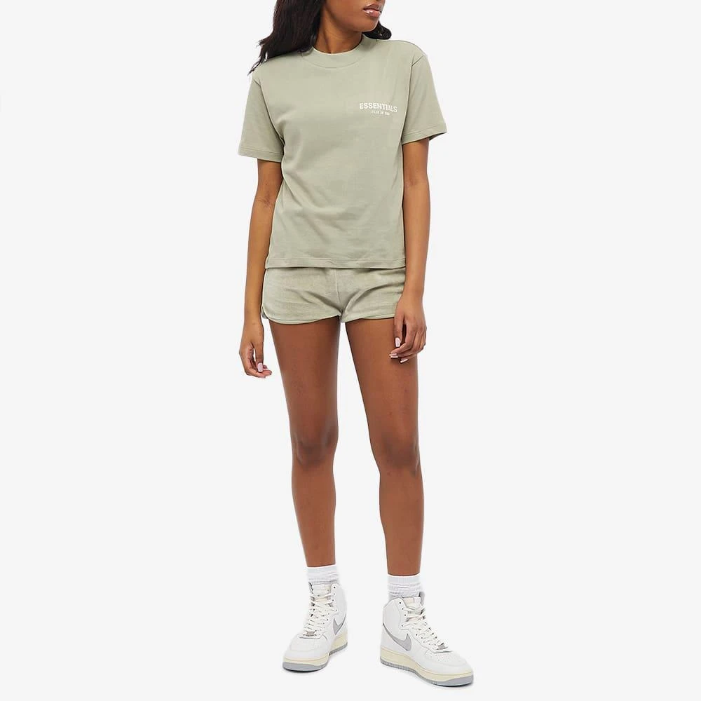 商品Essentials|Fear of God ESSENTIALS Women's Velour Beach Shorts - Sea Foam,价格¥396,第4张图片详细描述