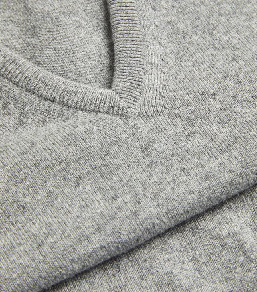 商品Harrods|Cashmere V-Neck Sweater Vest,价格¥2680,第5张图片详细描述