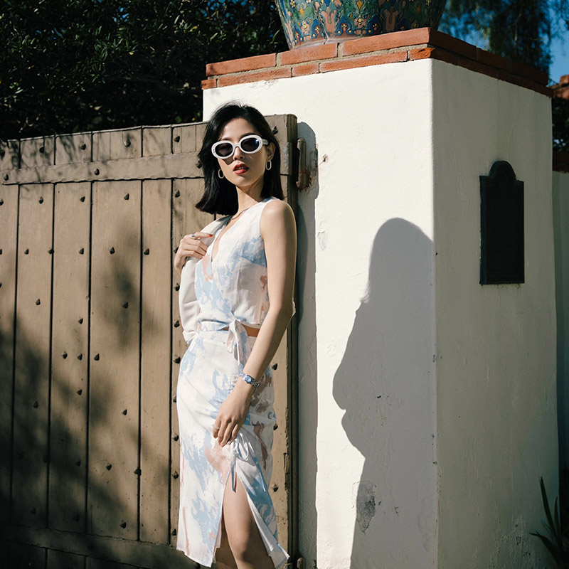 【Suggyl联名胶囊系列】Peggy抽象印花法式度假风侧开叉抽绳半裙 | Peggy Skirt - Abstract Colors 商品第3张图片规格展示