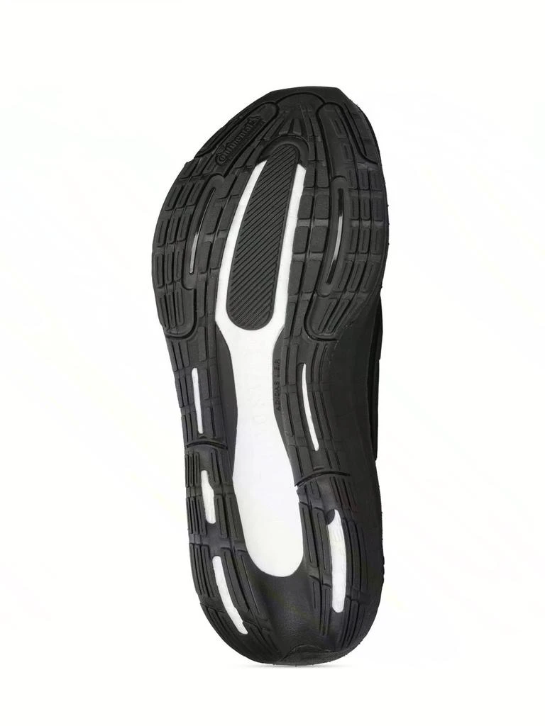 商品Y-3|Ultraboost Light Striped Sneakers,价格¥1112,第4张图片详细描述