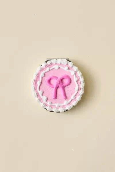 商品Pretty Shitty Cakes|Pretty Shitty Cakes UO Exclusive Compact Mirror,价格¥225,第3张图片详细描述