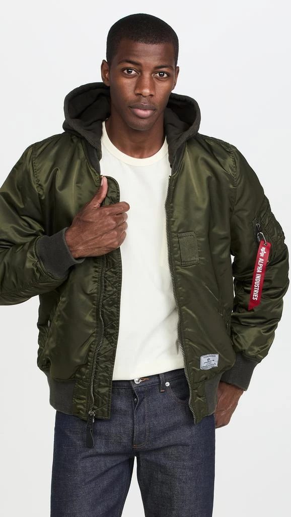 商品Alpha Industries|Alpha Industries Ma-1 Hooded Battlewash Flight Jacket,价格¥892,第2张图片详细描述