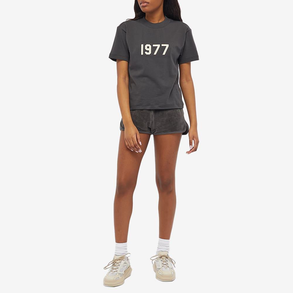 Fear of God ESSENTIALS Women's Velour Beach Shorts - Iron商品第4张图片规格展示