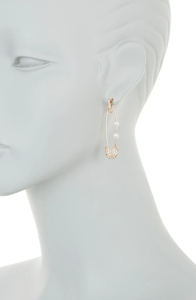 商品Tasha|Crystal & Imitation Pearl Safety Pin Earrings,价格¥34,第2张图片详细描述