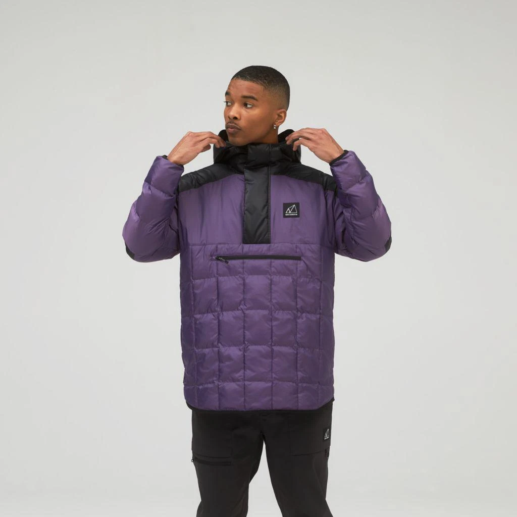 商品New Balance|NB AT Iridescent Puffer Jacket,价格¥978,第1张图片