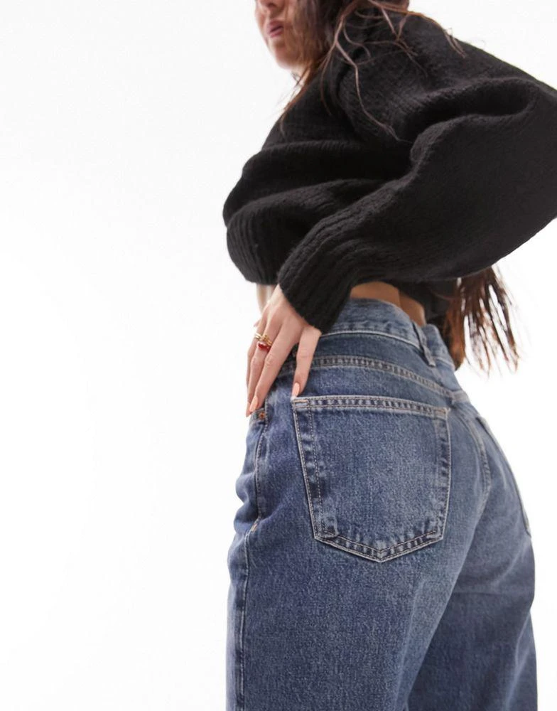 商品Topshop|Topshop Dad jeans with thigh and side rip in mid blue,价格¥195,第3张图片详细描述