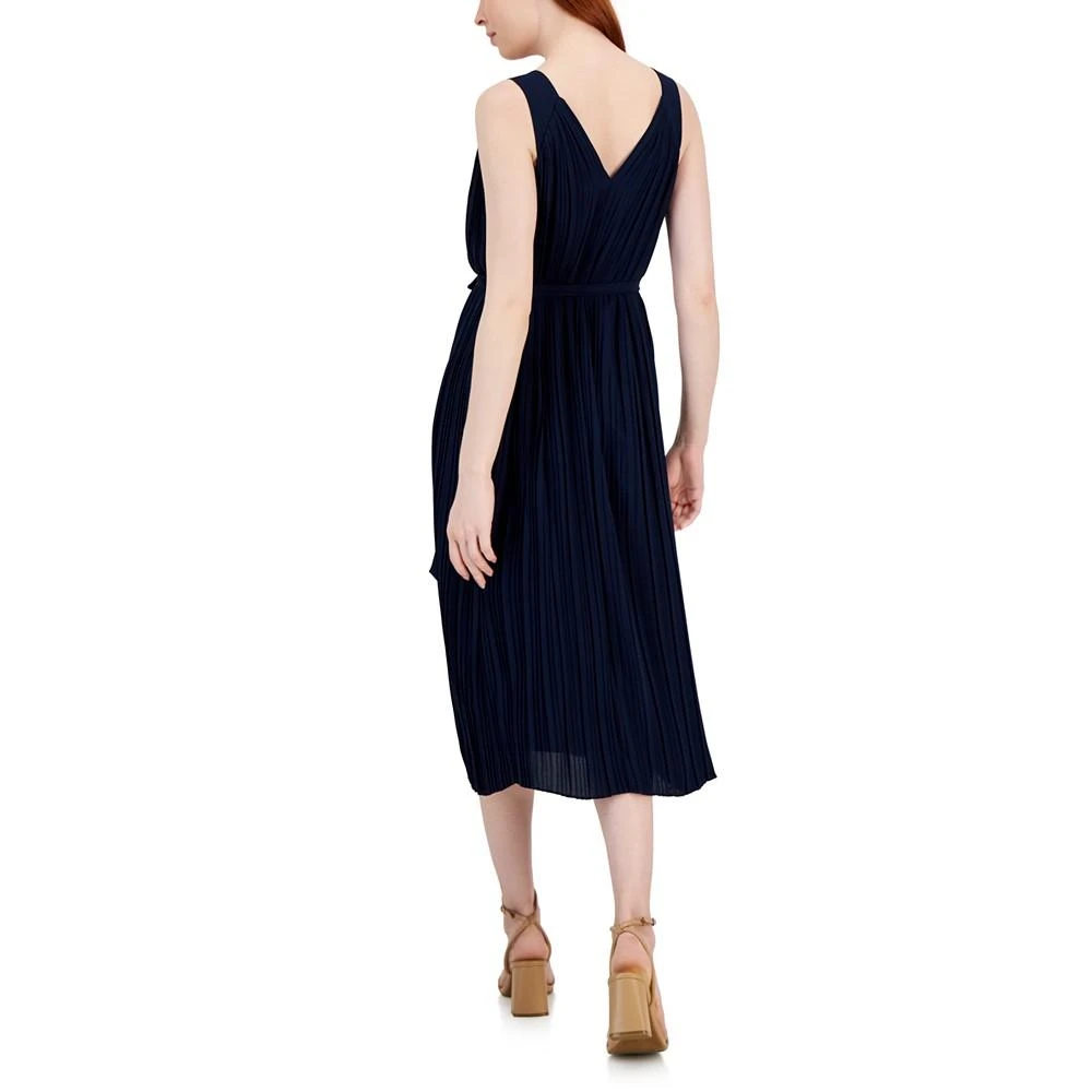 商品Tahari|Women's Sleeveless V-Neck Pleated Midi Dress,价格¥359,第2张图片详细描述