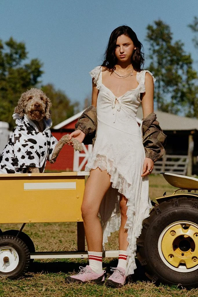 商品Urban Outfitters|UO Hyacinth Lace Spliced Midi Dress,价格¥778,第1张图片