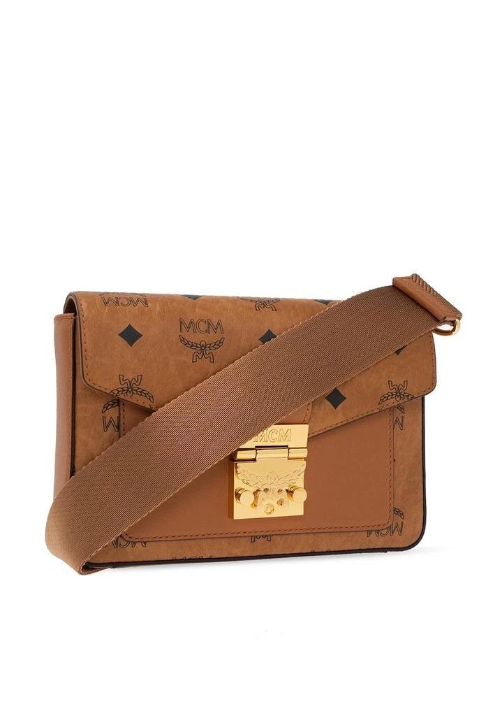 商品MCM|MCM Millie Visetos Logo Printed Small Crossbody Bag,价格¥5597,第3张图片详细描述