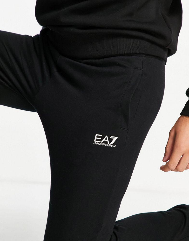 Armani EA7 core ID logo joggers in black商品第2张图片规格展示