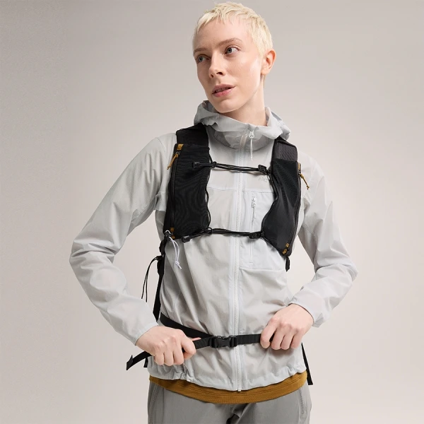 【Brilliant|包邮包税】AERIOS 15 BACKPACK W 始祖鸟[FW23] 15区背包女 ABNFWX6821 商品