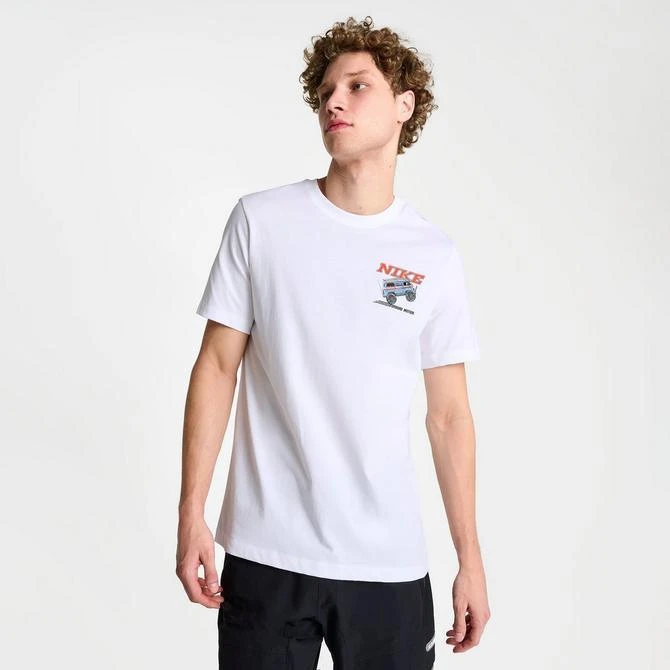 商品NIKE|Men's Nike Sportswear Sole Rally Graphic T-Shirt,价格¥112,第3张图片详细描述