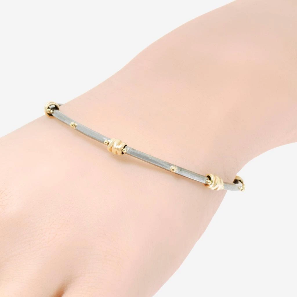 商品Armenta|Armenta Old World Sterling Silver and 18K Yellow Gold, Bangle Bracelet-2,价格¥1940,第2张图片详细描述