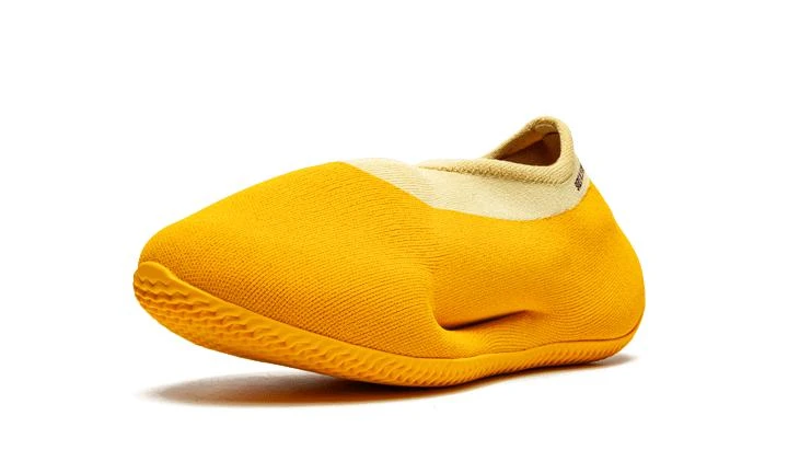 商品Adidas|Adidas Yeezy Knit Runner,价格¥3036-¥5472,第5张图片详细描述