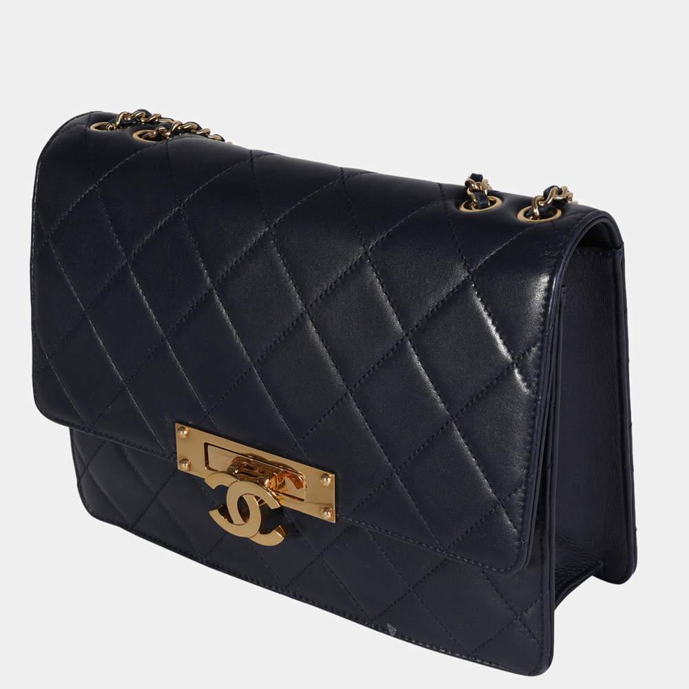 Chanel Navy Quilted Leather Lambskin Medium Golden Class Flap Shoulder Bag商品第2张图片规格展示