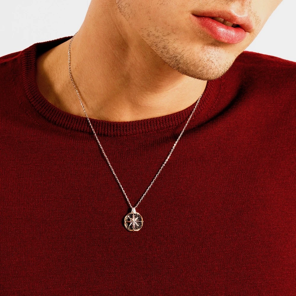 商品Zancan|18K rose and white gold necklace, iconic compass rose pendant with diamonds.,价格¥18341,第3张图片详细描述