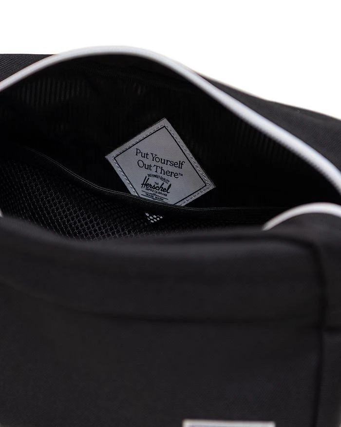 商品Herschel Supply|Chapter Travel Kit,价格¥286,第5张图片详细描述